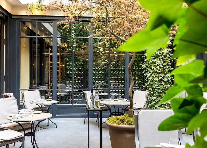 Hotel Le Burgundy Parigi